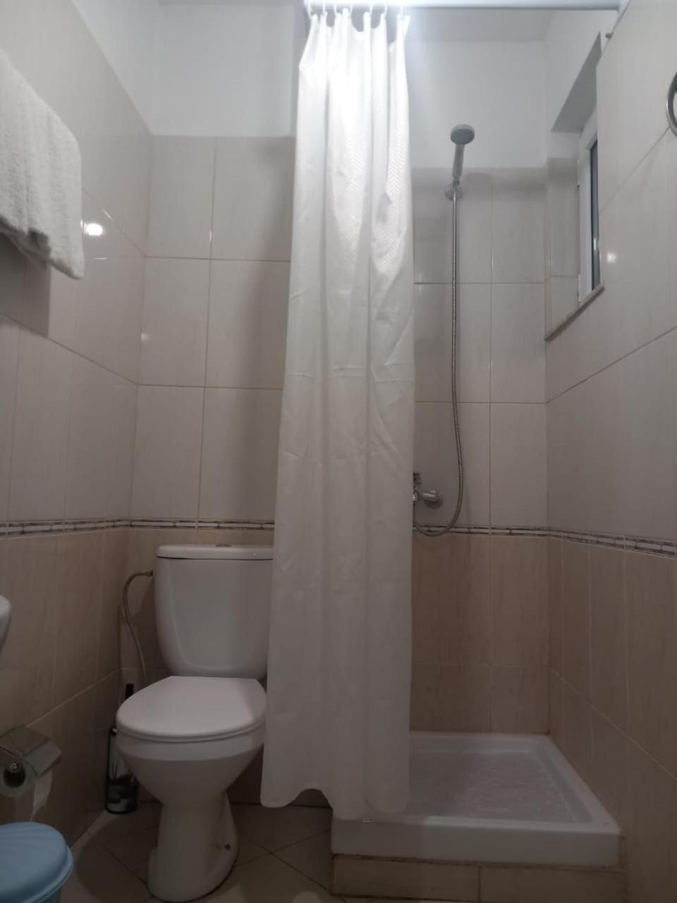 Amaris Apartment Durrës Esterno foto
